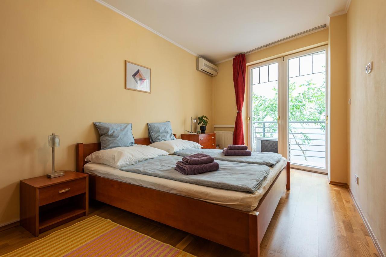 Pesti City Apartment&Free Parking Budapest Exterior foto